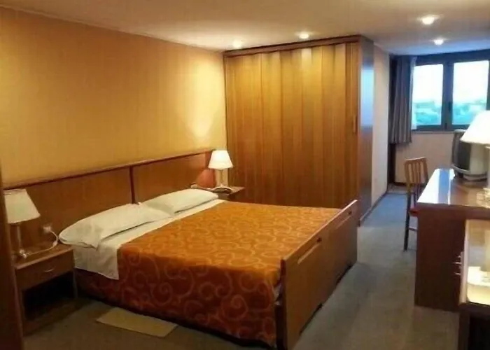 Aparthotel Residenze Garden 3*